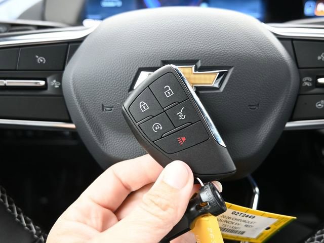 New 2026 Chevrolet Equinox EV LT image 32