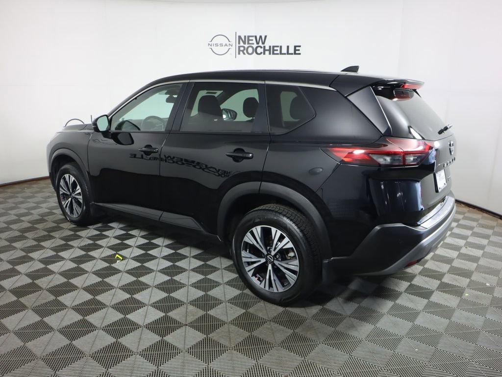 Used 2022 Nissan Rogue SV AWD/4WD image 8