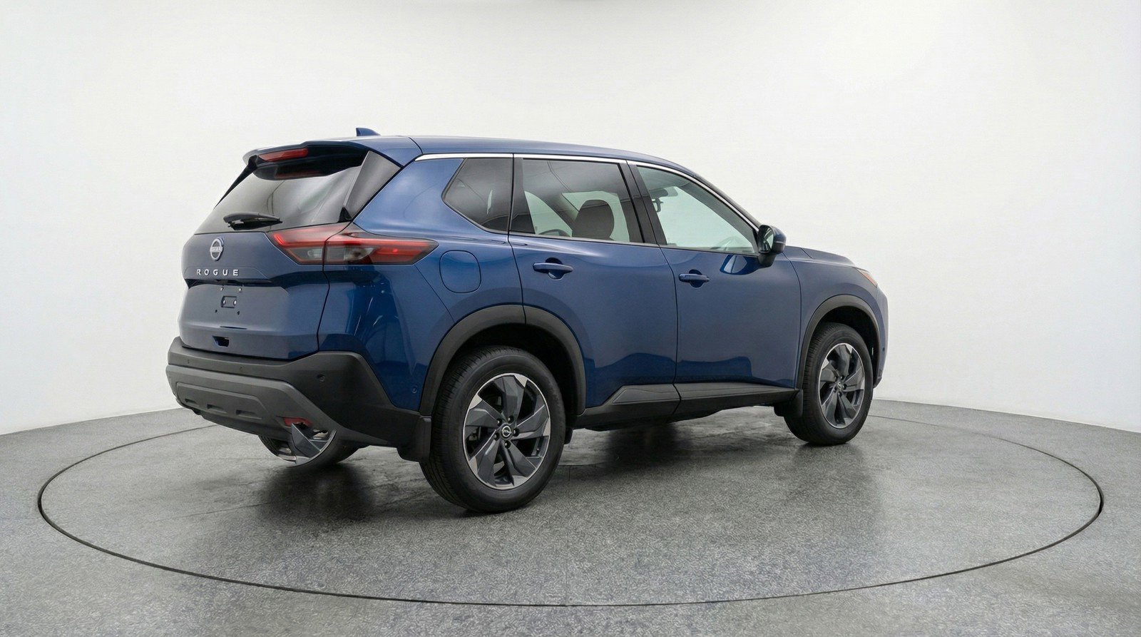 Used 2025 Nissan Rogue SV image 9