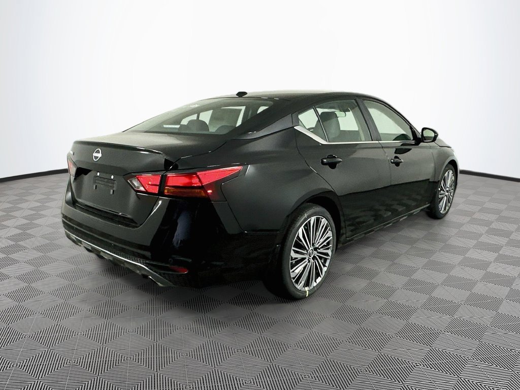 New 2026 Nissan Altima 2.5 SV w/ SV Premium Package FWD image 10