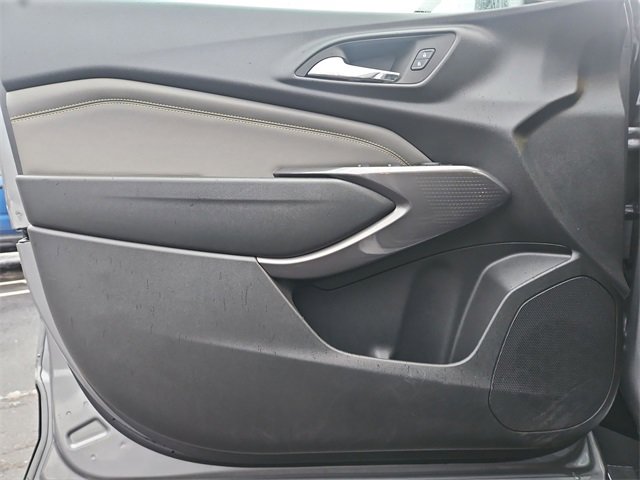 Used 2025 Chevrolet Trax ACTIV w/ Driver Confidence Package image 21