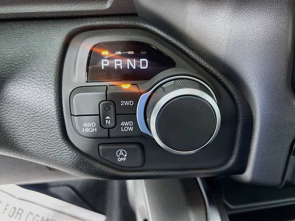 New 2026 RAM 1500 Express AWD/4WD image 12