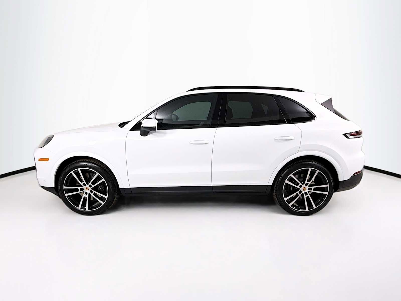 New 2026 Porsche Cayenne AWD/4WD image 2