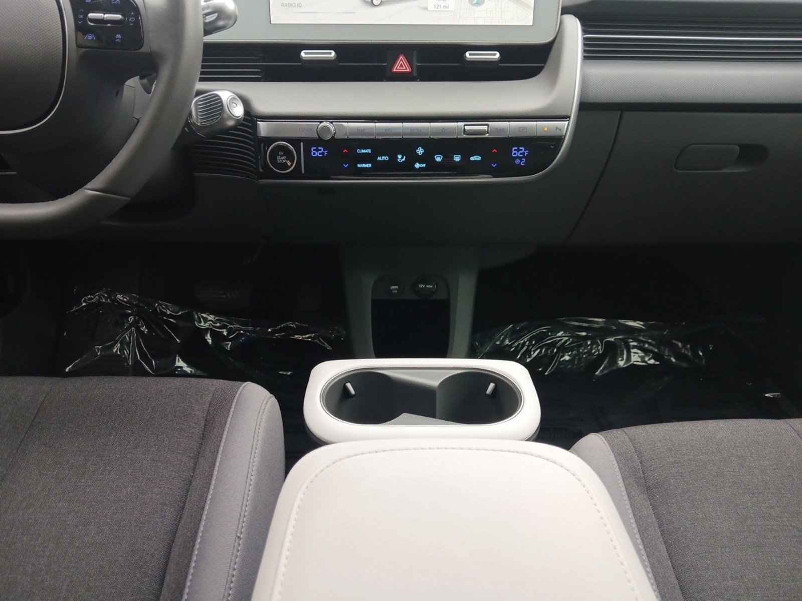 Used 2024 Hyundai Ioniq 5 SE image 11