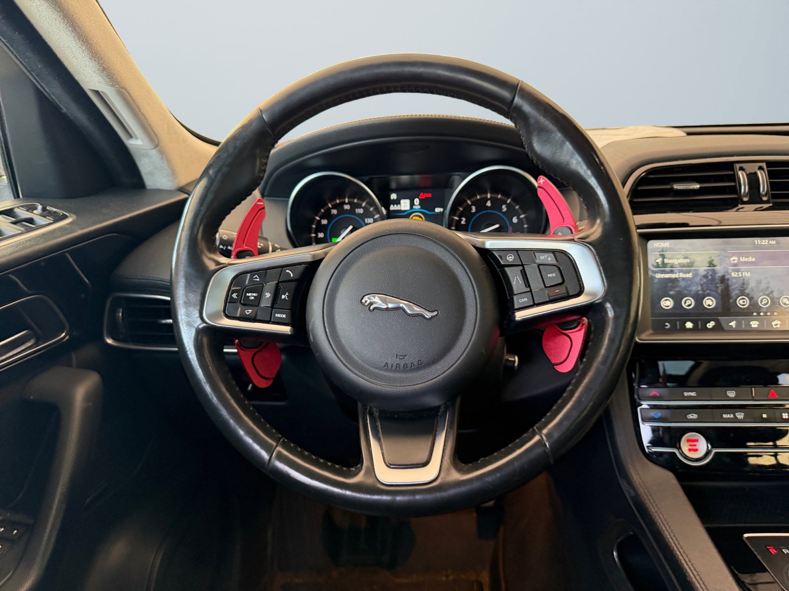 Used 2020 Jaguar F-PACE Prestige AWD/4WD image 13