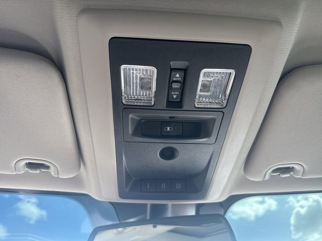 Used 2016 RAM 1500 Laramie w/ Convenience Group image 17