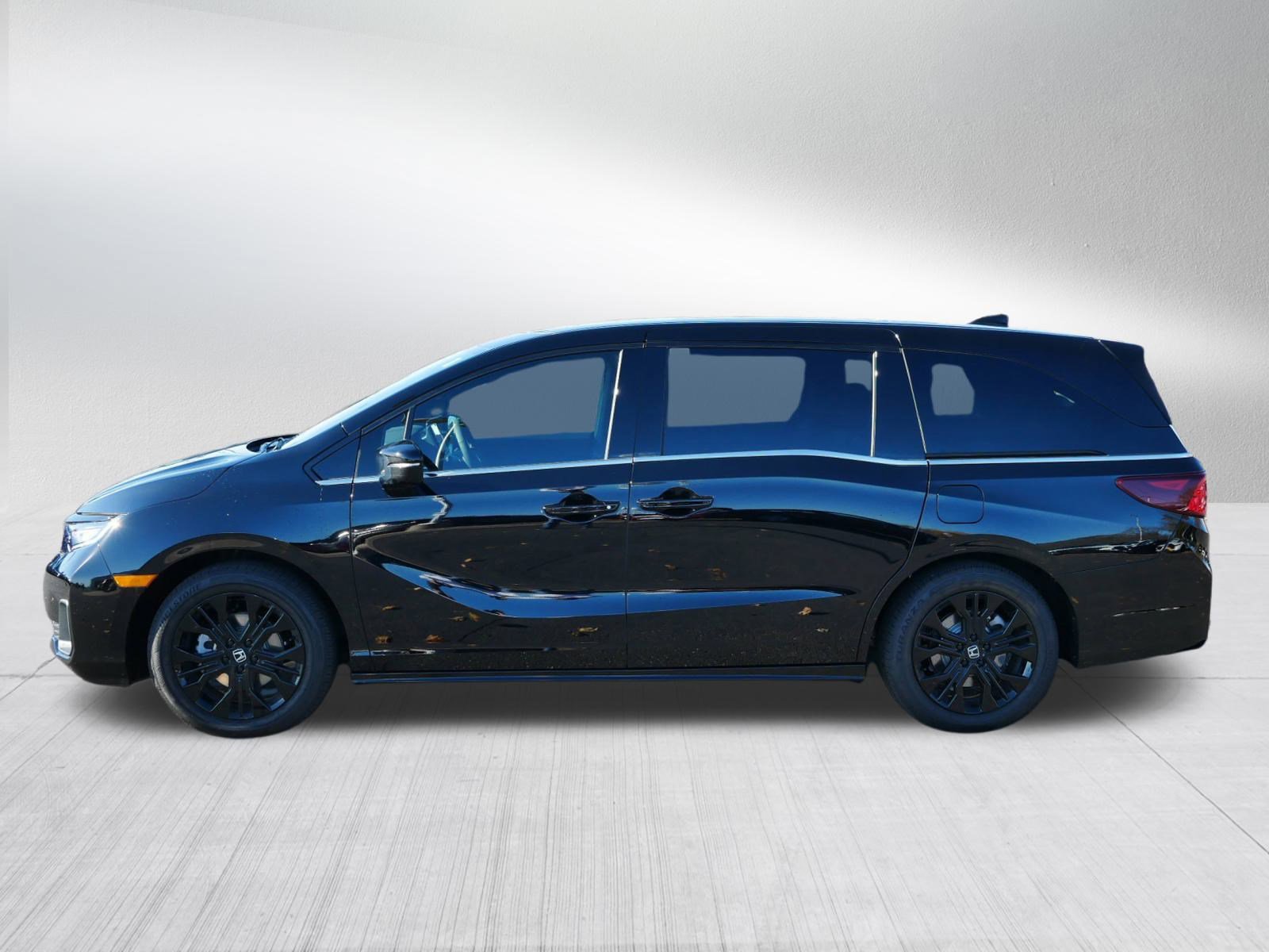 Certified 2026 Honda Odyssey Sport-L image 4