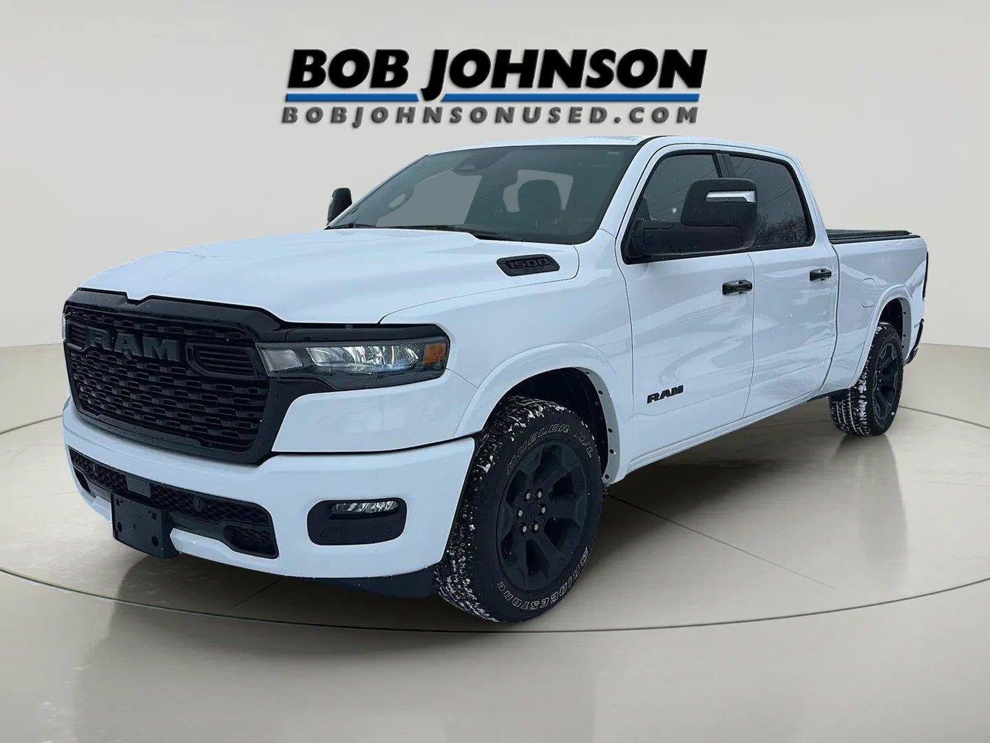 Used 2025 RAM 1500 Big Horn AWD/4WD image 3