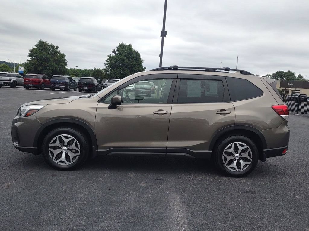 Used 2021 Subaru Forester Premium AWD/4WD image 12