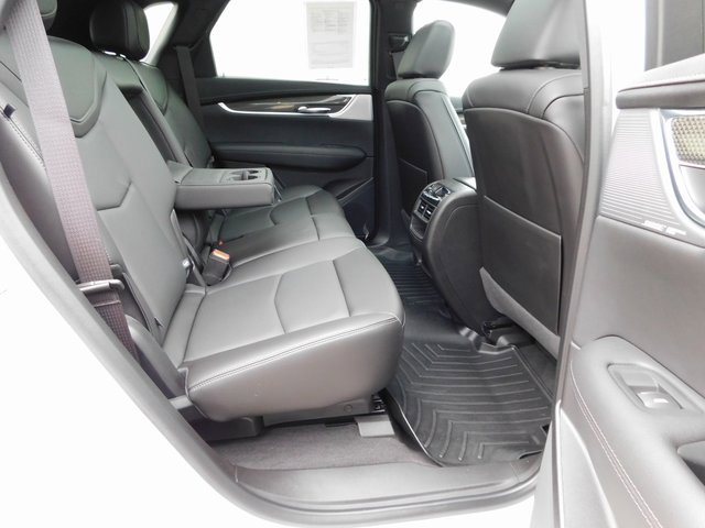 Used 2022 Cadillac XT5 Sportv w/ Technology Package image 22