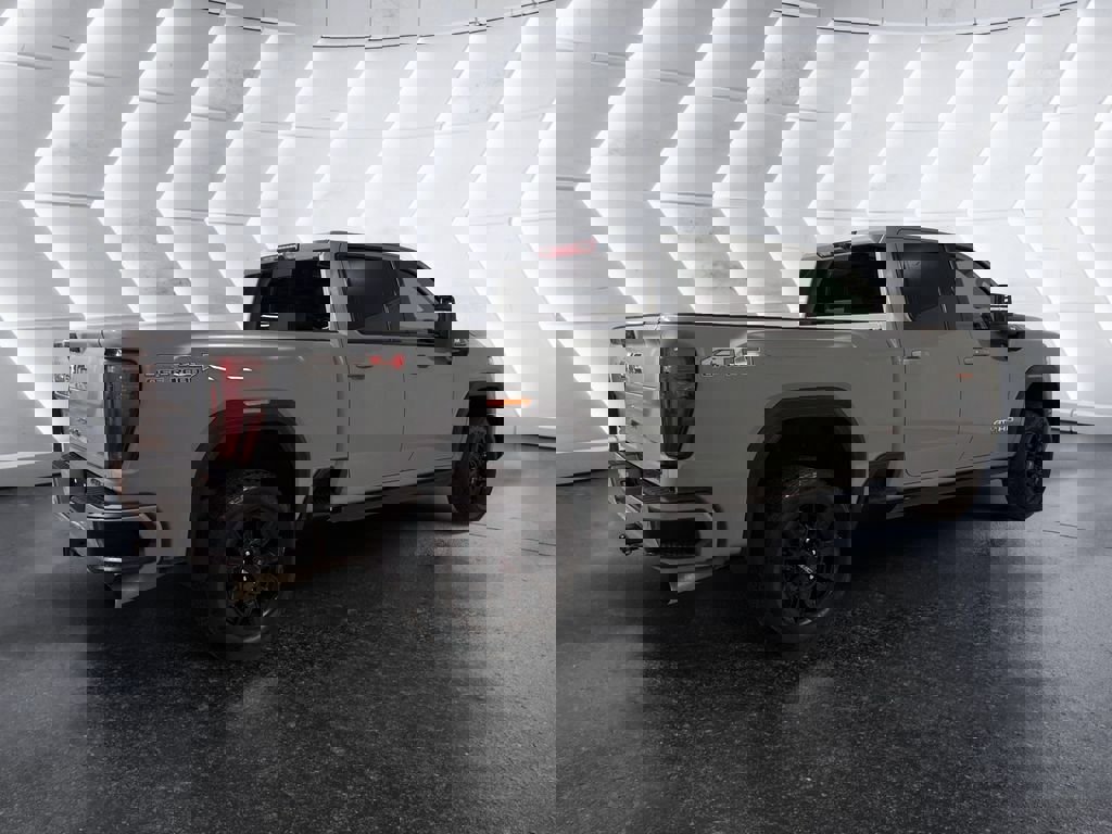 Used 2025 GMC Sierra 2500 AT4 w/ AT4 Premium Plus Package image 4