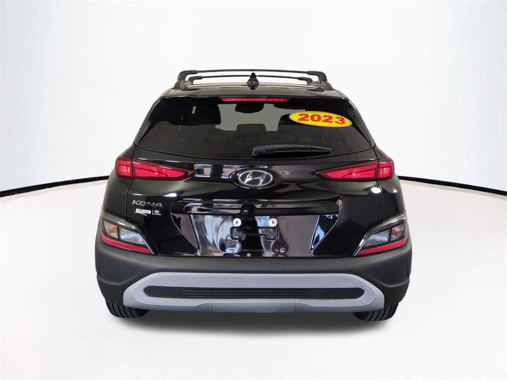 Used 2023 Hyundai Kona SEL FWD image 6
