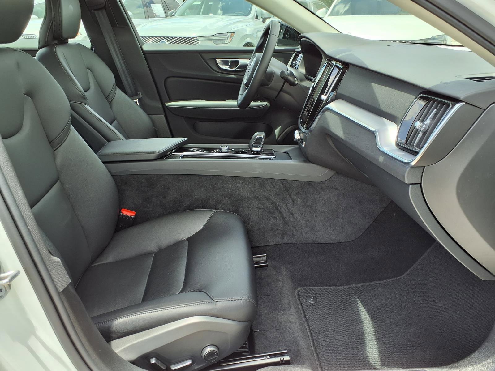 Certified 2025 Volvo S60 B5 Core w/ Protection Package Premier FWD image 11