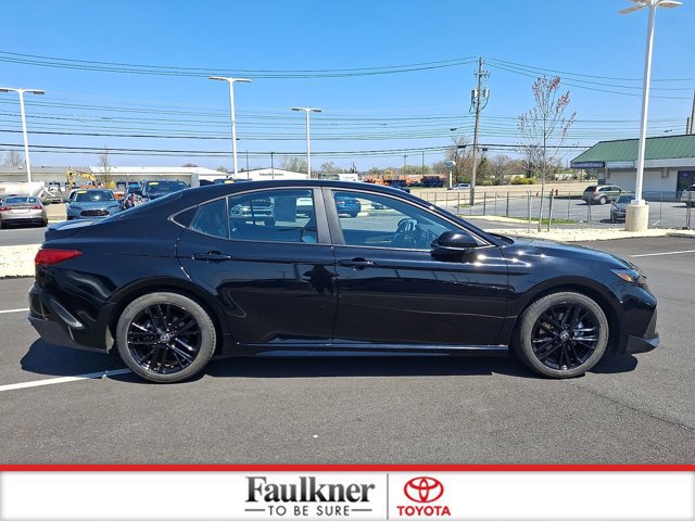 Certified 2025 Toyota Camry SE FWD image 7