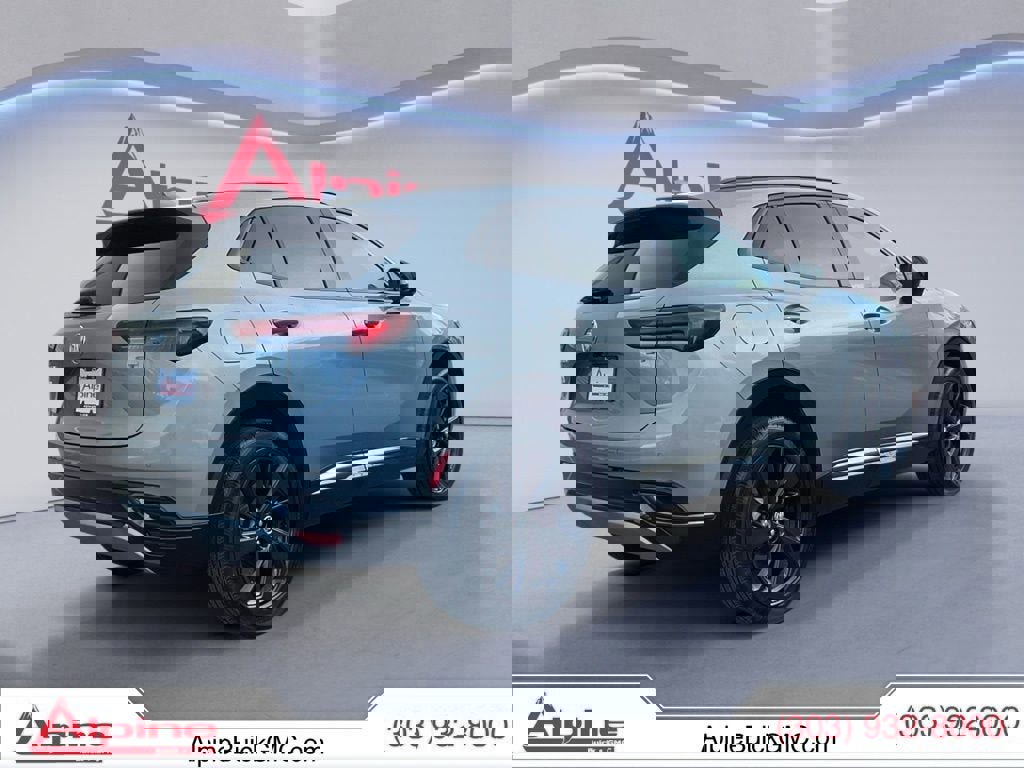 Used 2023 Buick Envision Essence w/ Sport Touring Package image 5