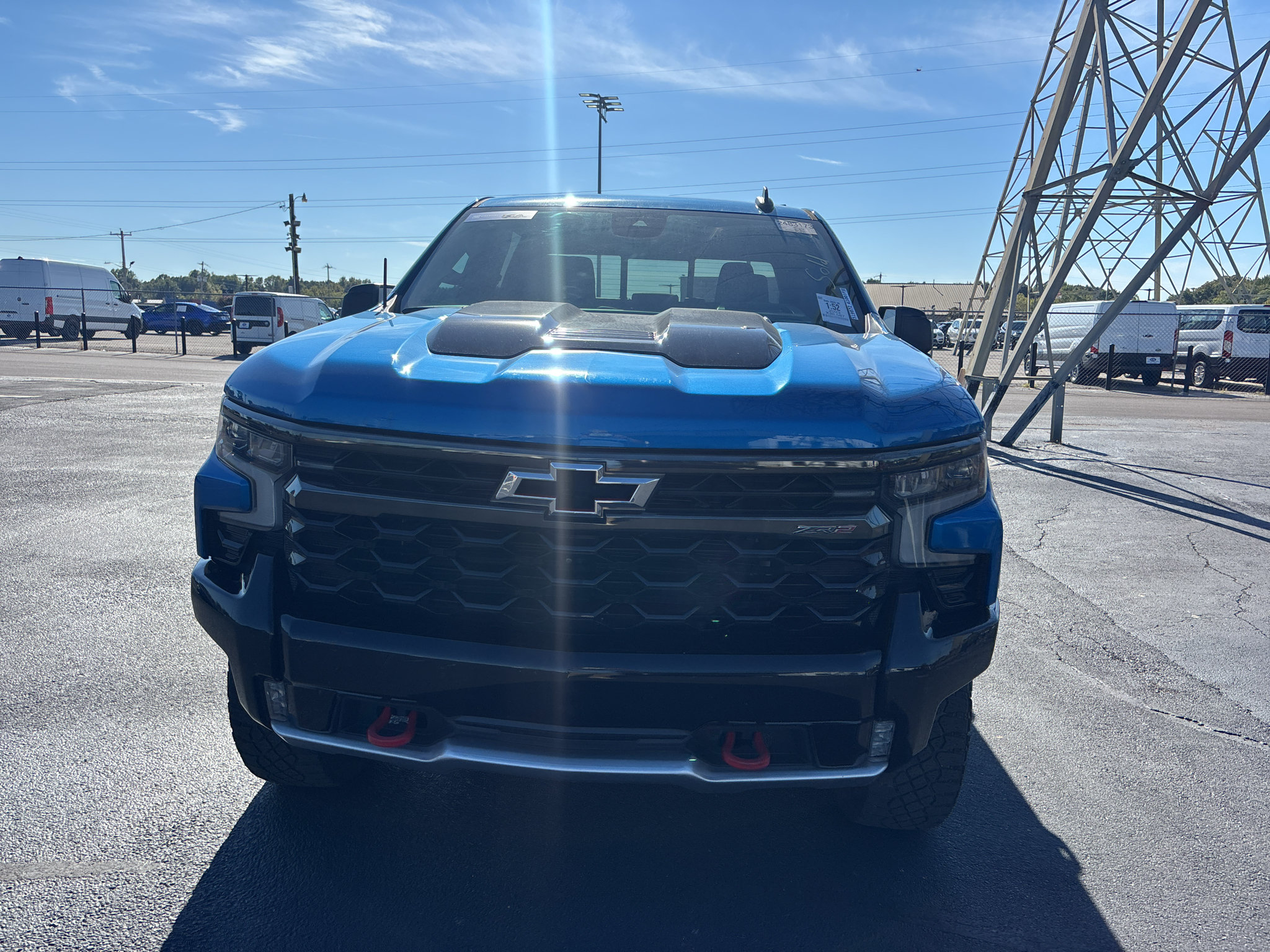 Used 2023 Chevrolet Silverado 1500 ZR2 w/ Technology Package AWD/4WD image 22