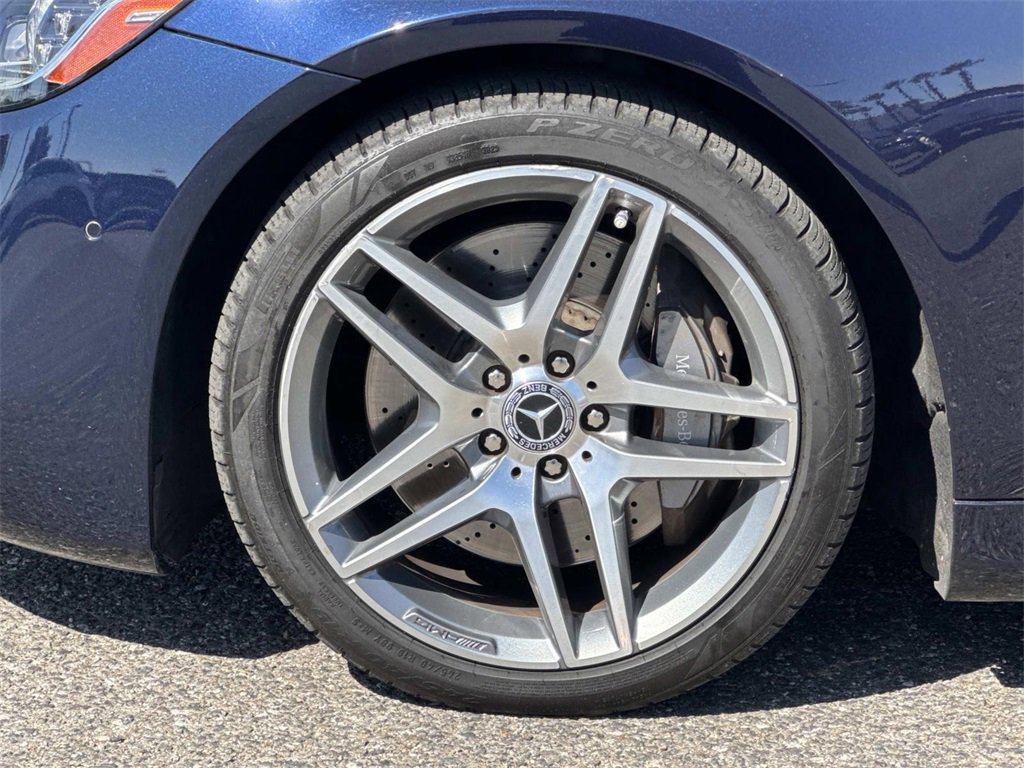 Used 2018 Mercedes-Benz S 560 Sedan w/ AMG Line Exterior image 26