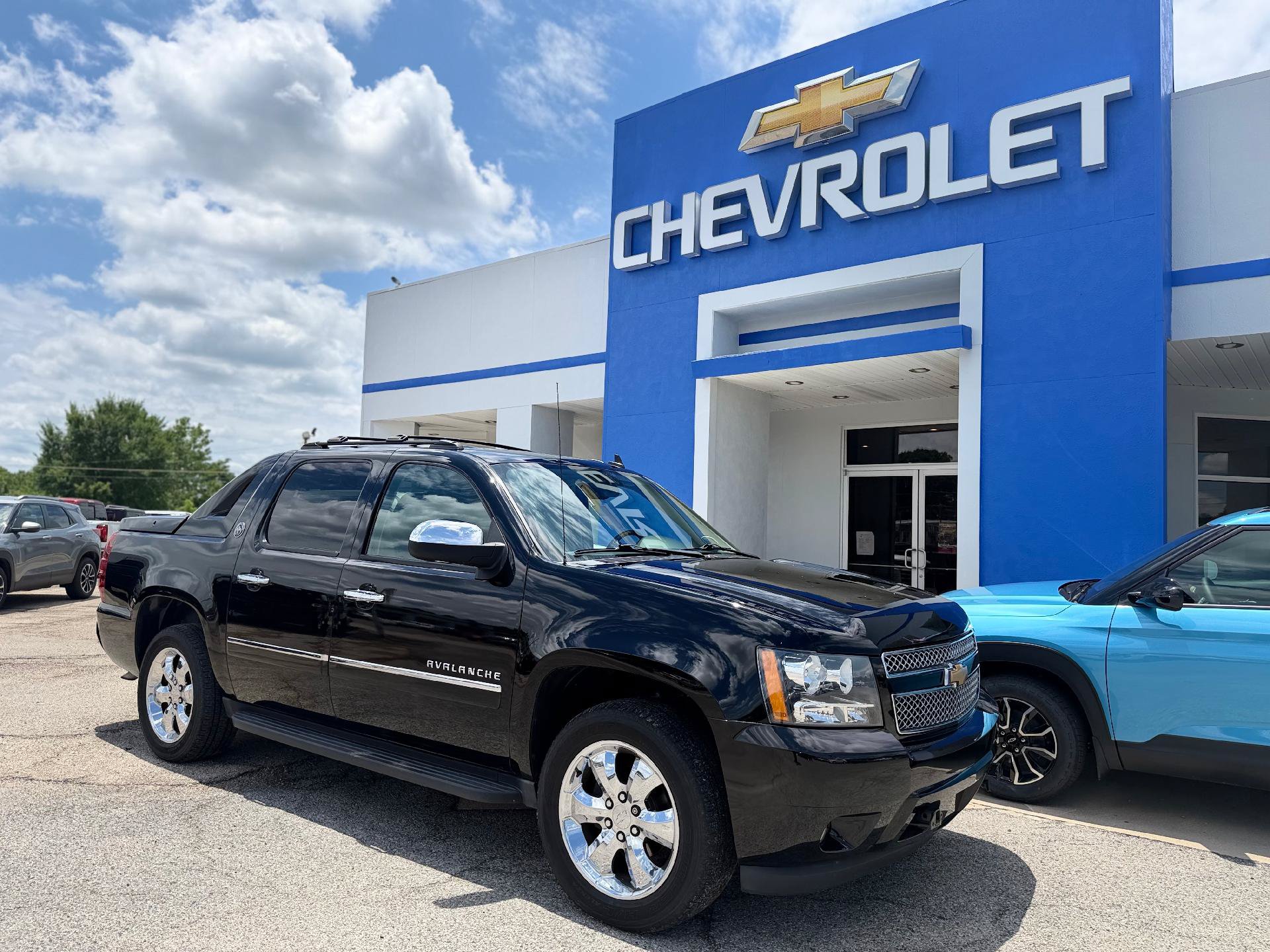 Used 2013 Chevrolet Avalanche LTZ