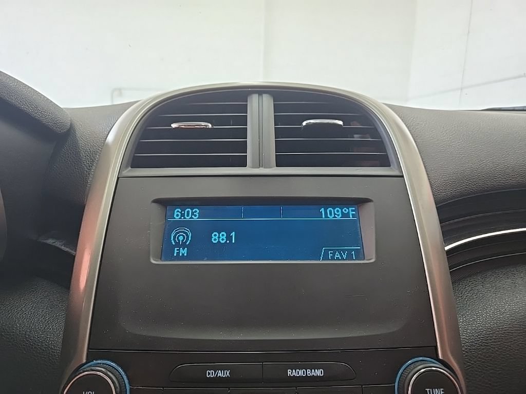 Used 2015 Chevrolet Malibu LS FWD image 22