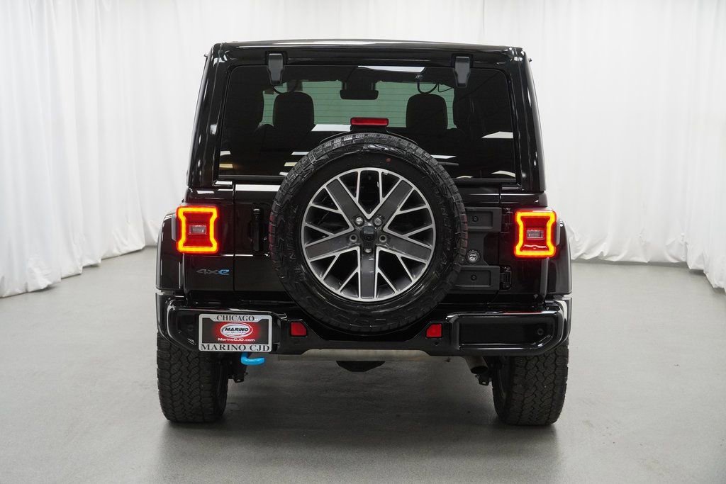 Used 2024 Jeep Wrangler High Altitude image 12