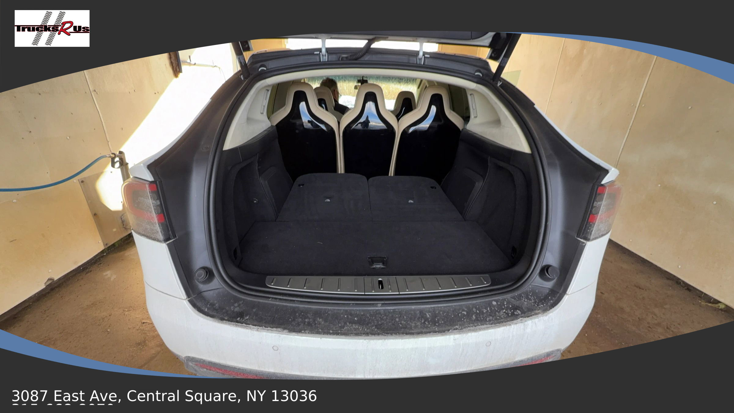 Used 2016 Tesla Model X 75D image 2