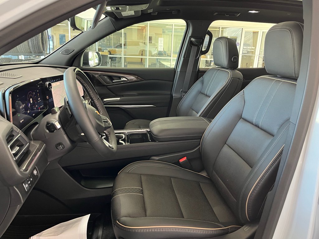 New 2026 Chevrolet Traverse High Country w/ LPO, Floor Liner Package FWD image 14