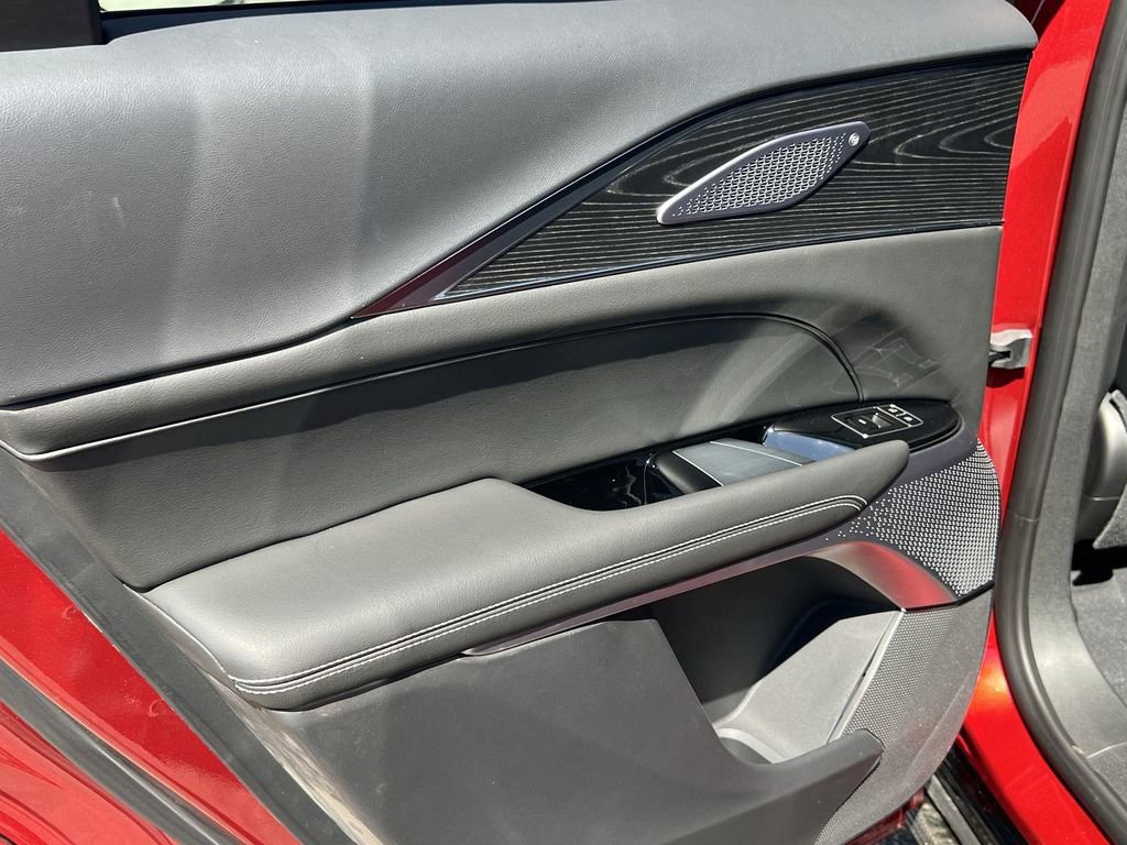 New 2026 Cadillac Lyriq V w/ Exterior Carbon Fiber Package image 27