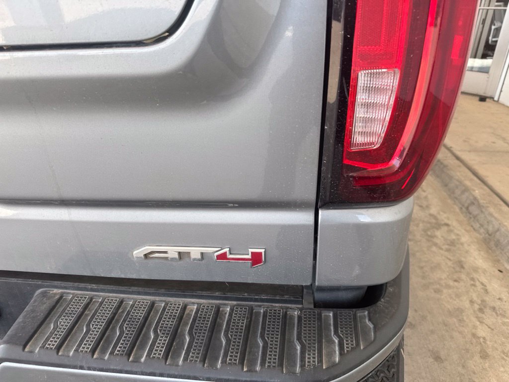 Used 2023 GMC Sierra 1500 AT4 w/ AT4 Premium Package AWD/4WD image 7
