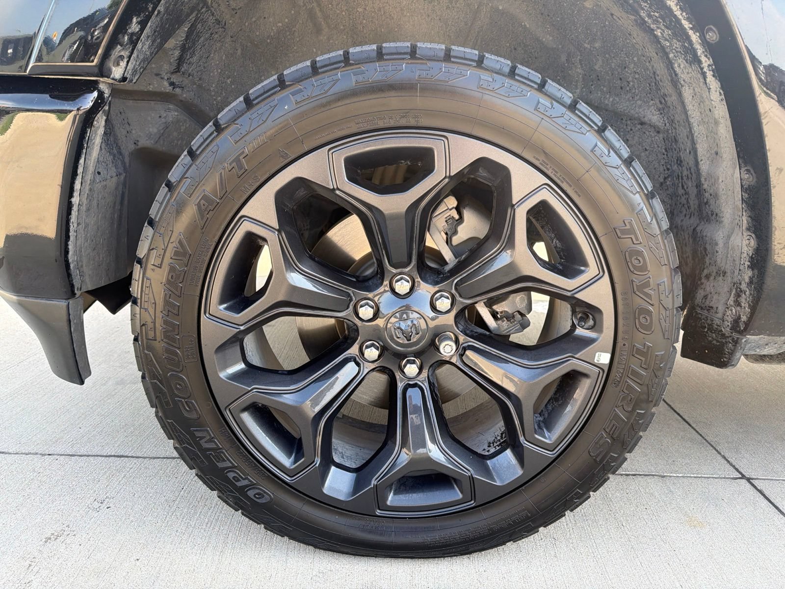 Used 2022 RAM 1500 Limited AWD/4WD image 10