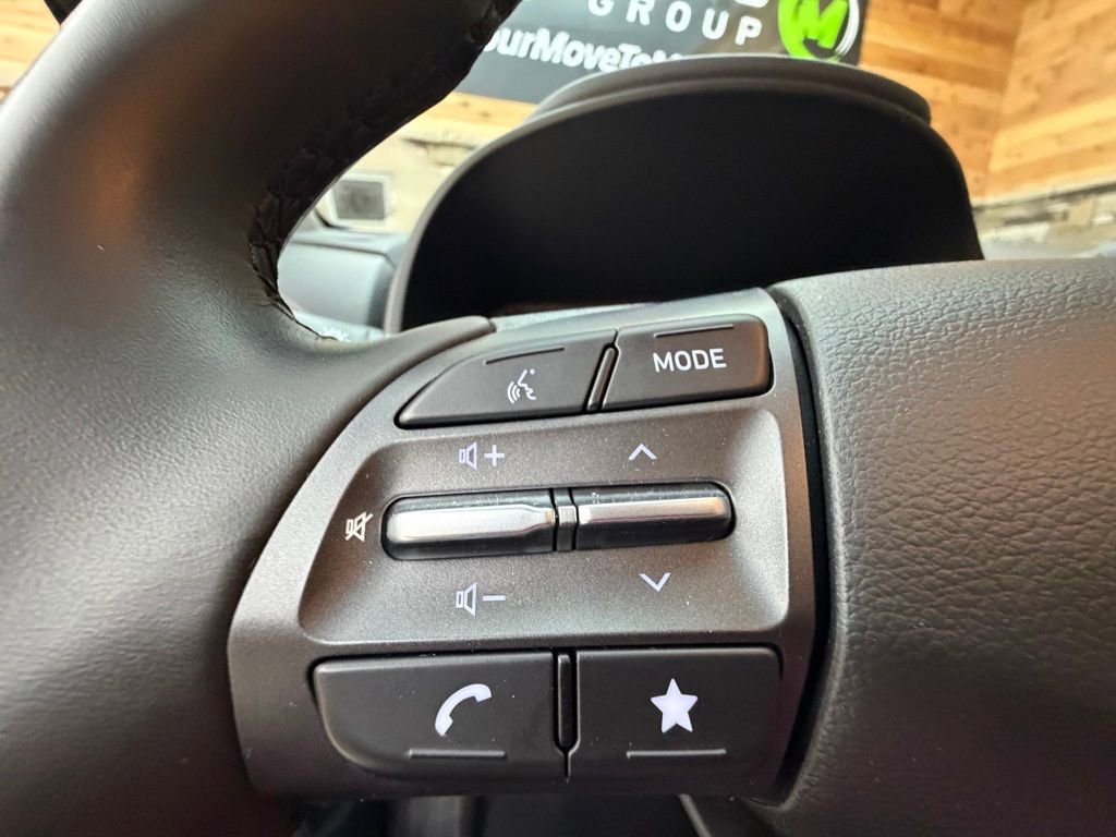 Certified 2022 Hyundai Kona Limited image 24