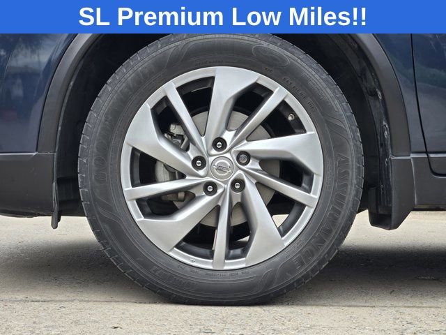 Used 2015 Nissan Rogue SL w/ SL Premium Package FWD image 11