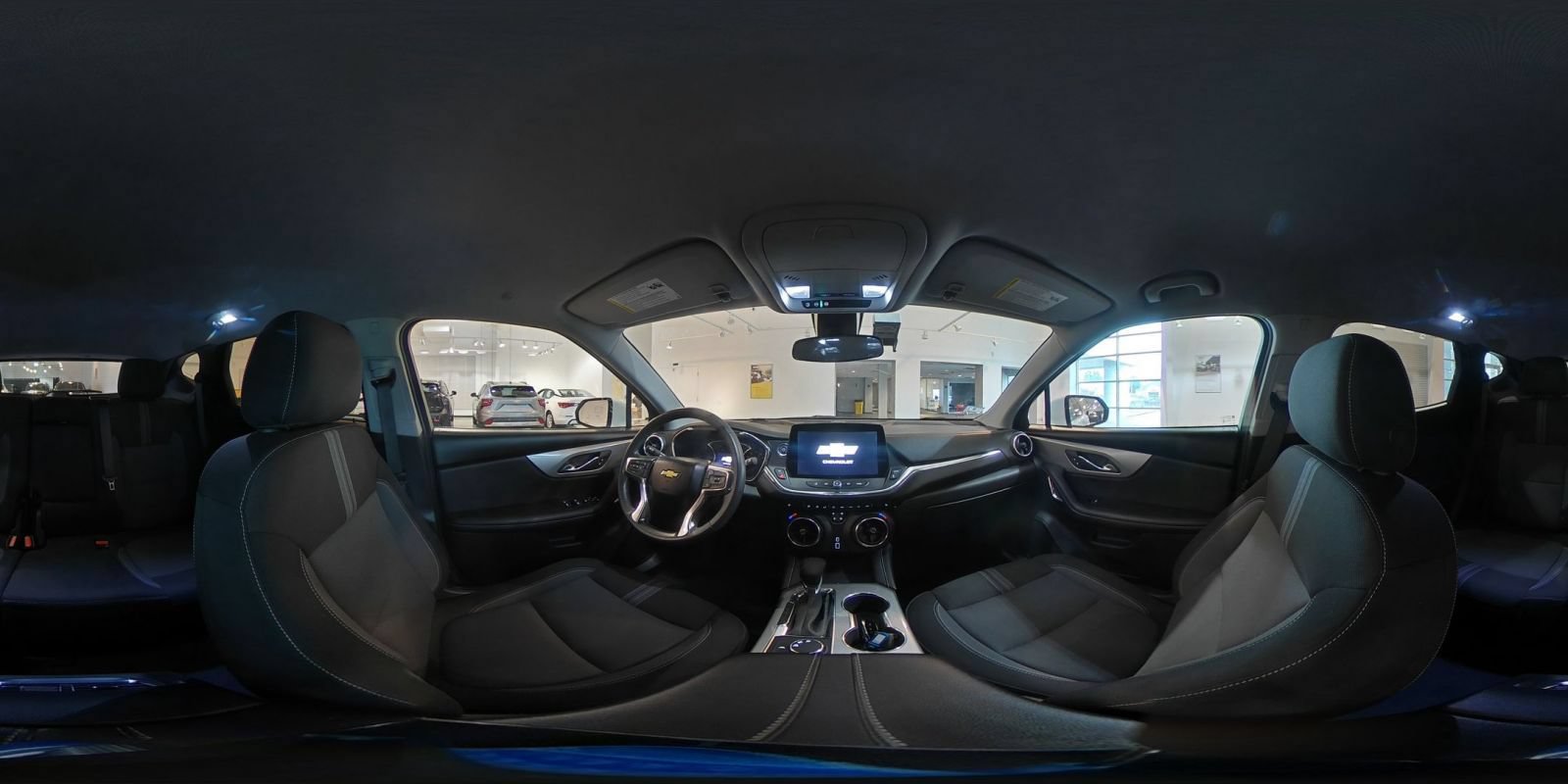 Used 2025 Chevrolet Blazer LT FWD image 42