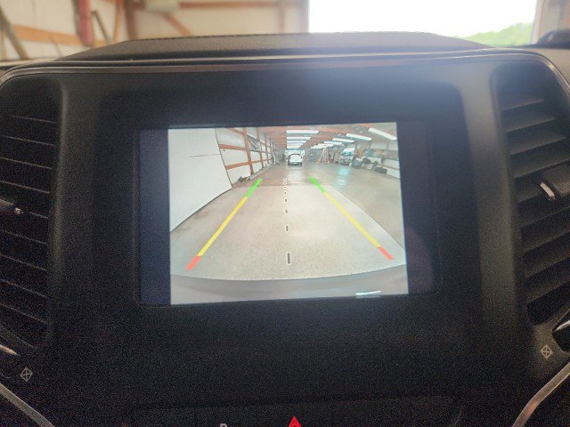 Used 2019 Jeep Cherokee Latitude Plus w/ Cold Weather Group image 23