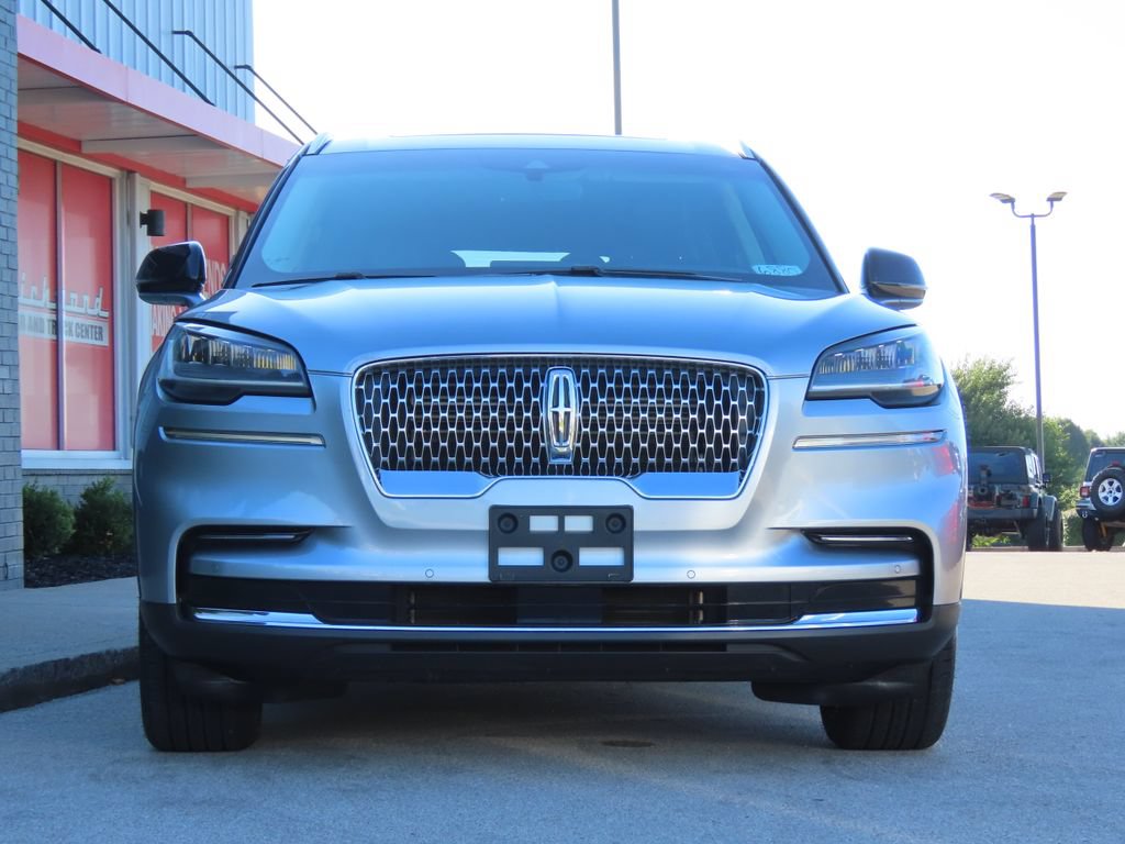 Used 2023 Lincoln Aviator AWD w/ Premium Package image 6
