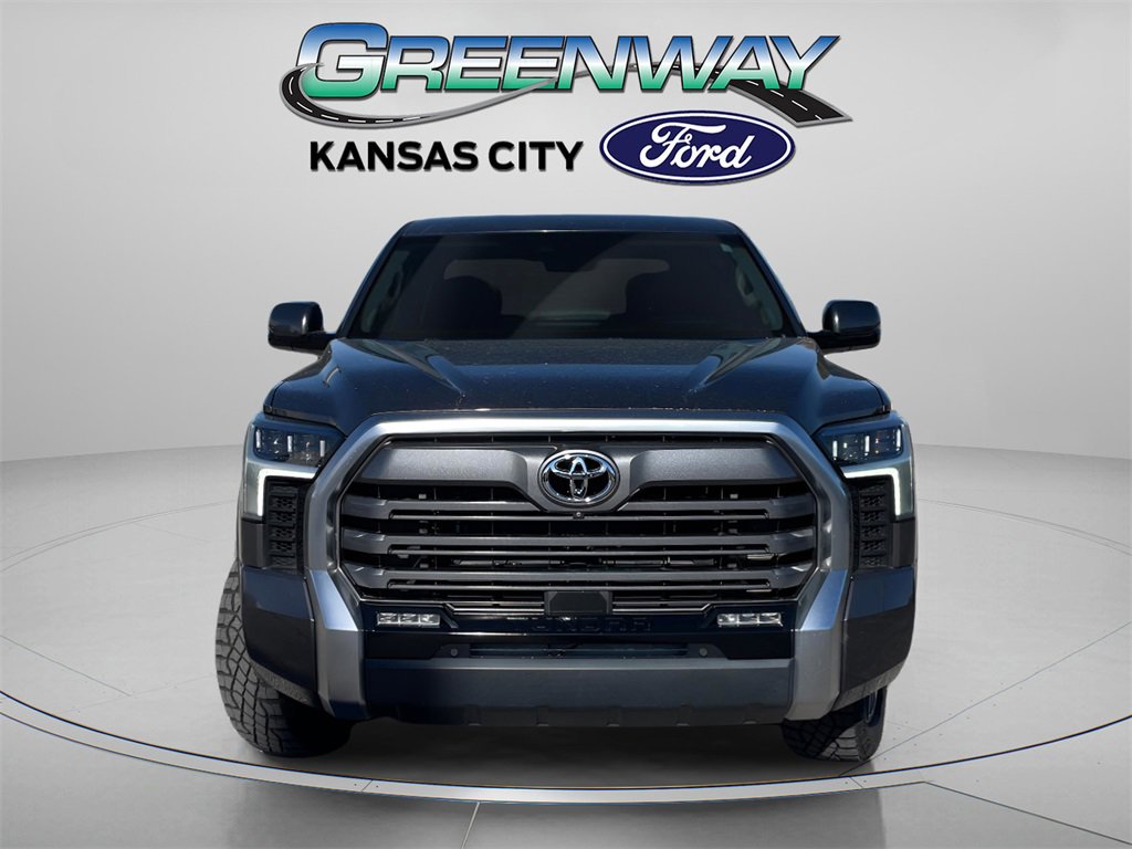 Used 2022 Toyota Tundra Limited image 2