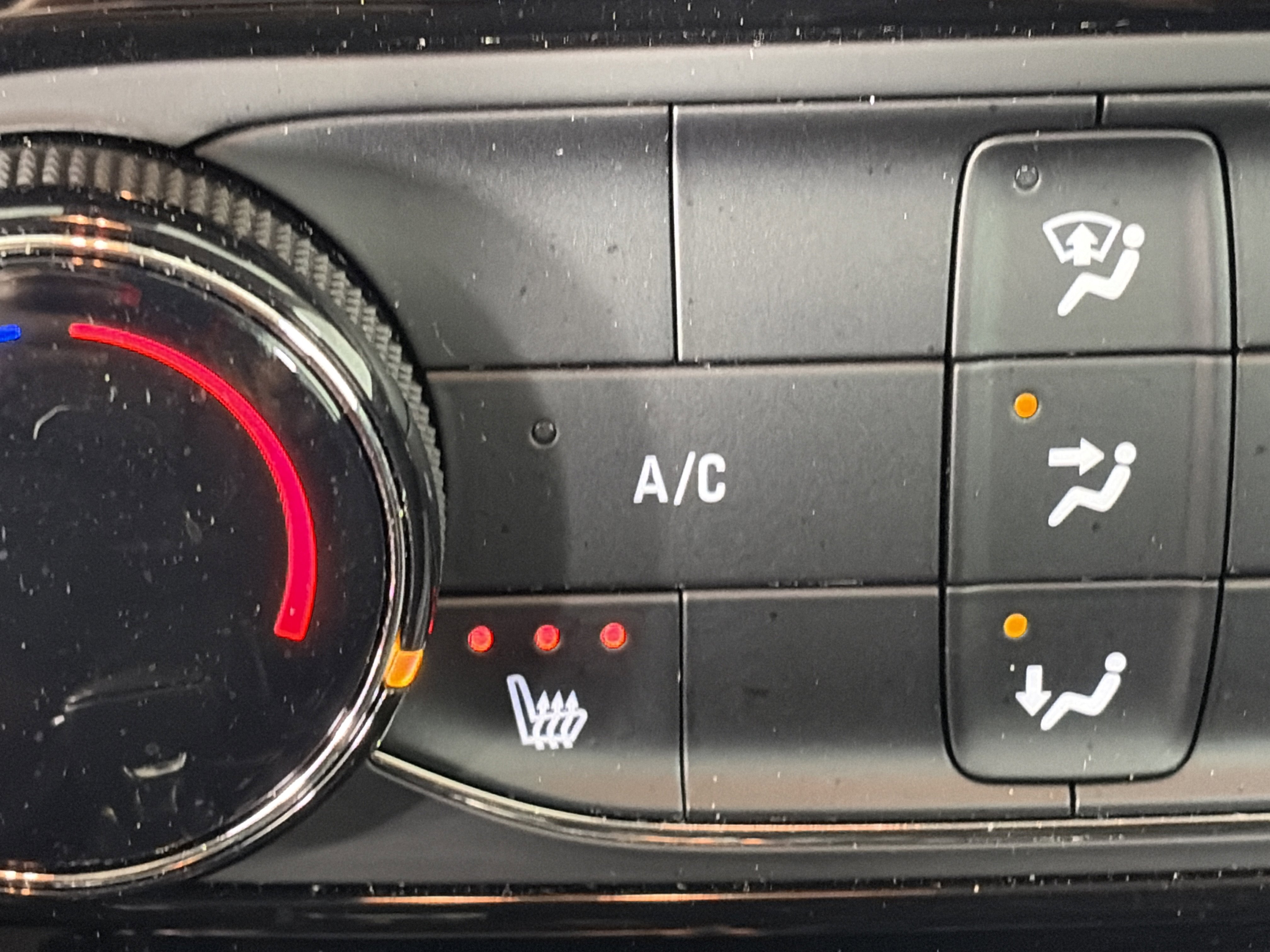 Certified 2023 Buick Encore GX Preferred w/ Cold Weather Comfort Package image 20