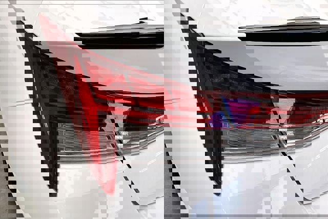 Used 2025 Hyundai Elantra SEL image 16