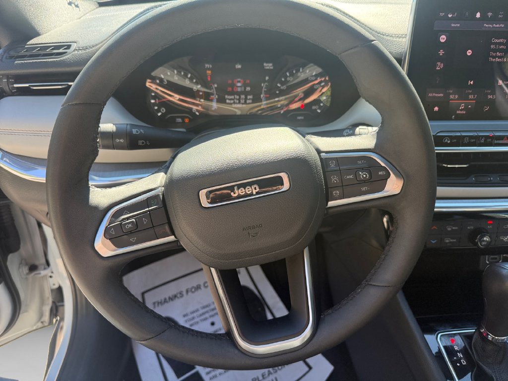 Used 2024 Jeep Compass Limited AWD/4WD image 11