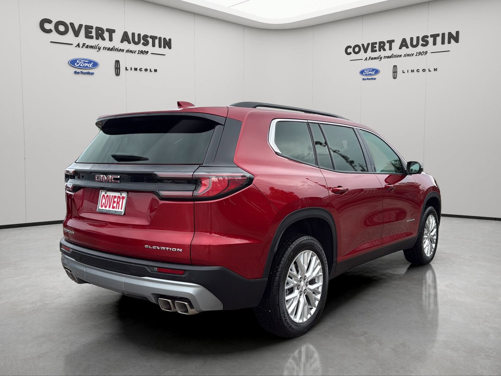 Used 2026 GMC Acadia Elevation w/ Elevation Premium Package FWD image 5