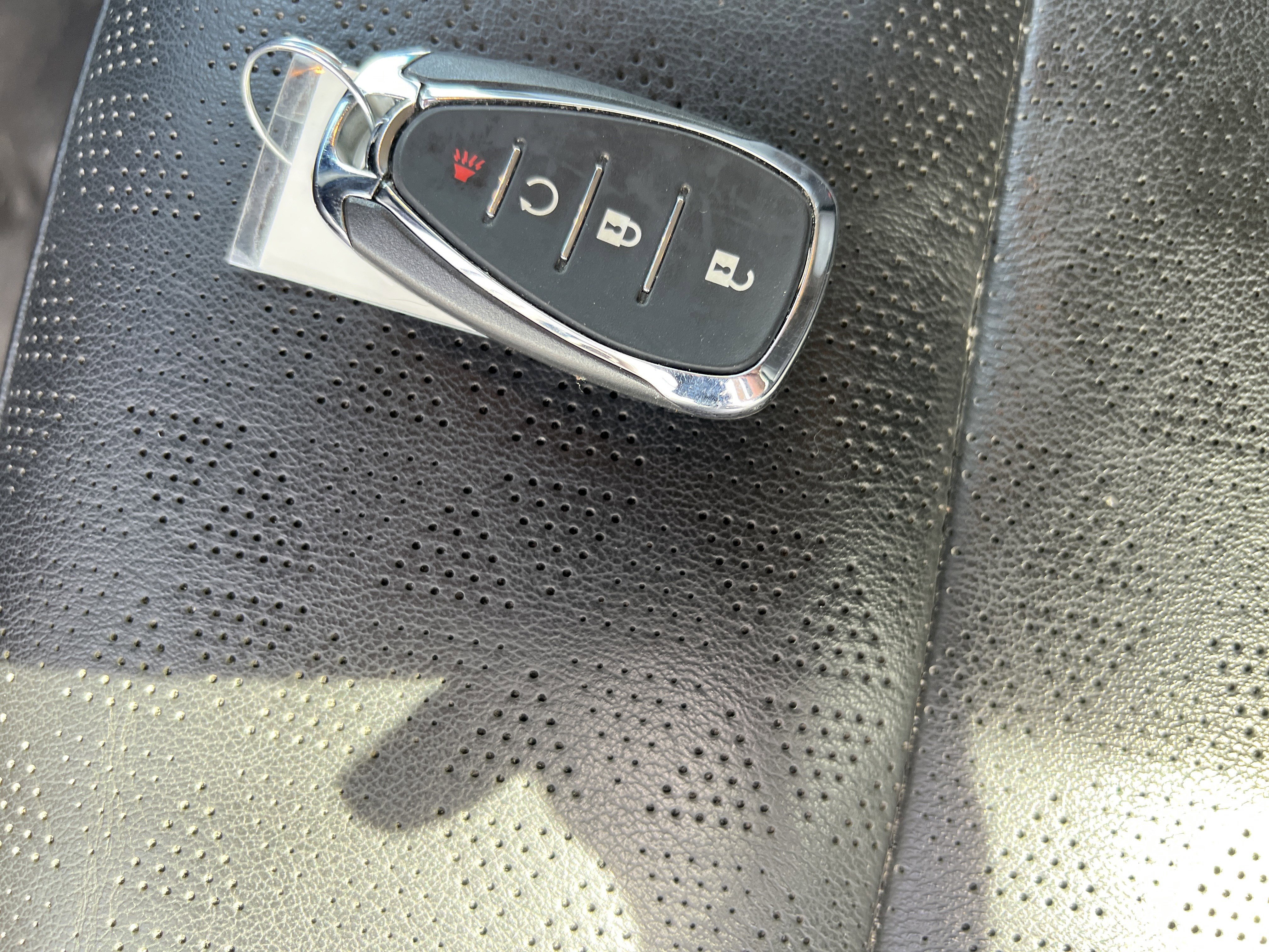 Used 2022 Chevrolet Bolt LT w/ Infotainment Package image 34