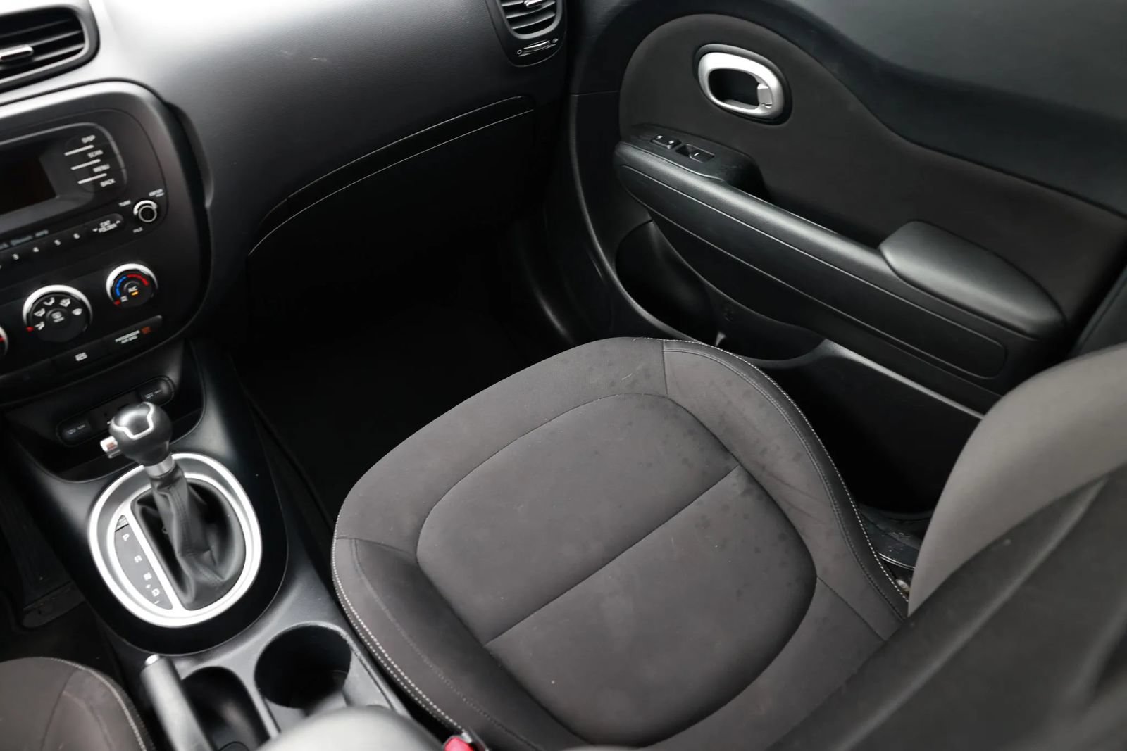 Used 2015 Kia Soul FWD image 14