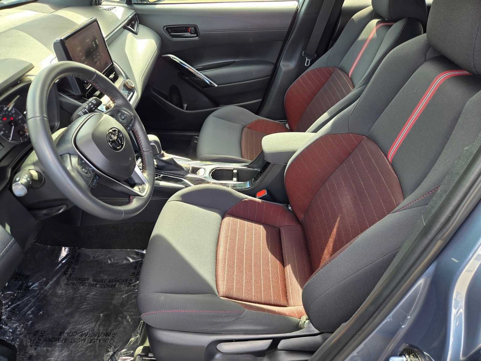 Used 2024 Toyota Corolla Cross AWD Hybrid image 14