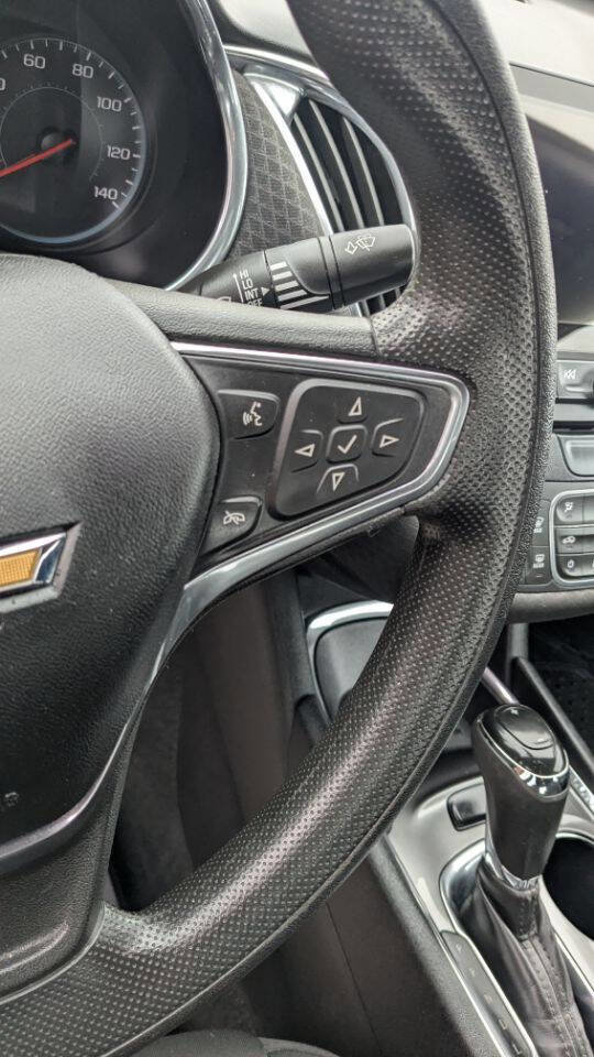 Used 2019 Chevrolet Malibu LT FWD image 35