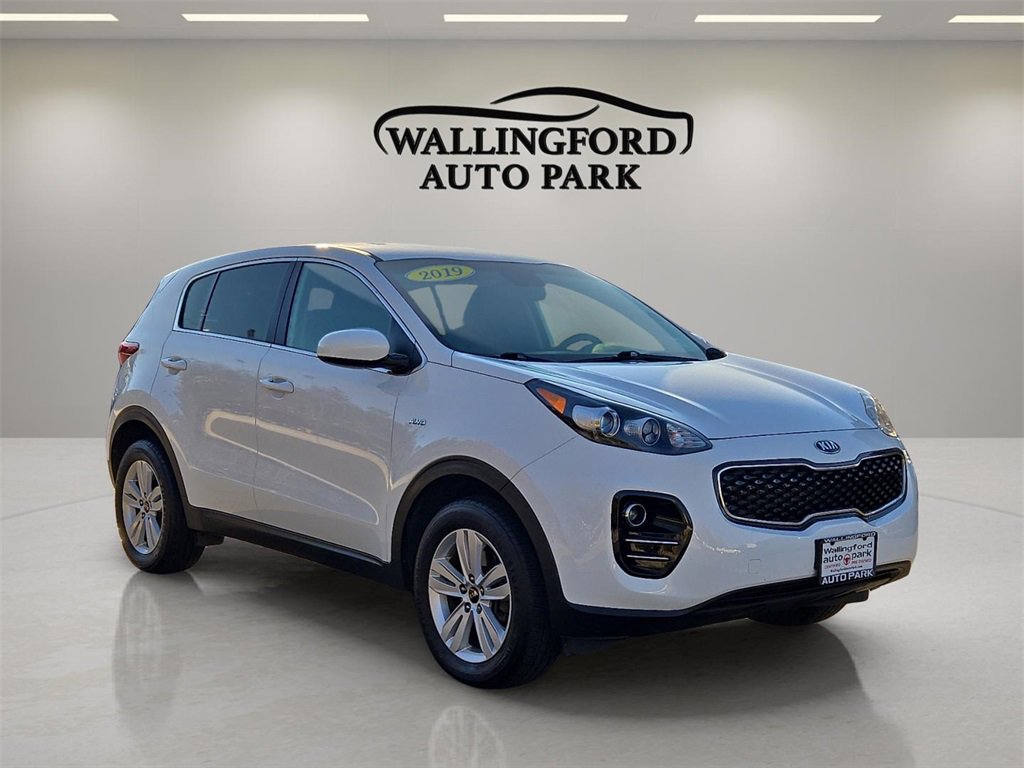 Used 2019 Kia Sportage LX image 3