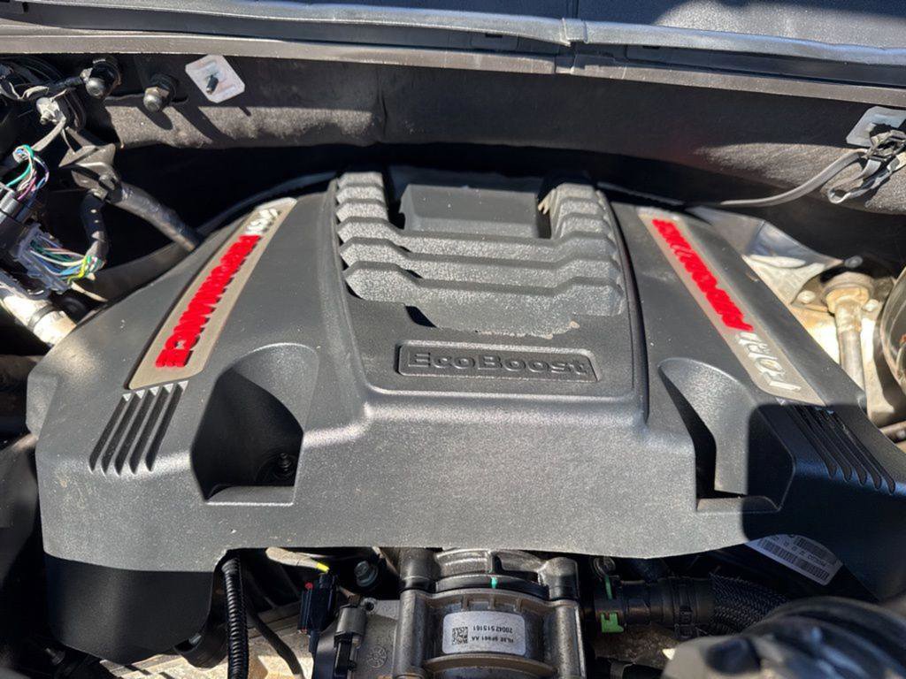 Used 2020 Ford F150 Raptor w/ Equipment Group 801A Mid image 32