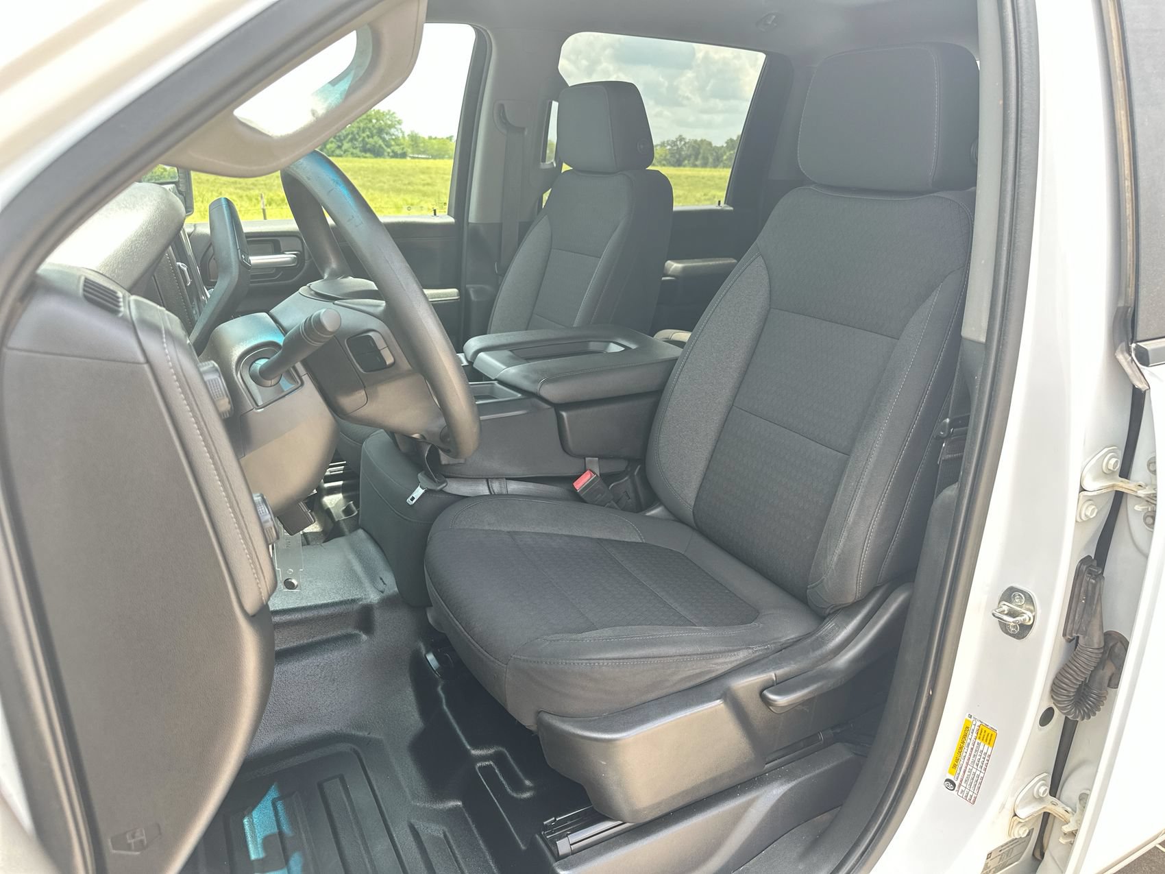 Used 2021 Chevrolet Silverado 2500 LT AWD/4WD image 11