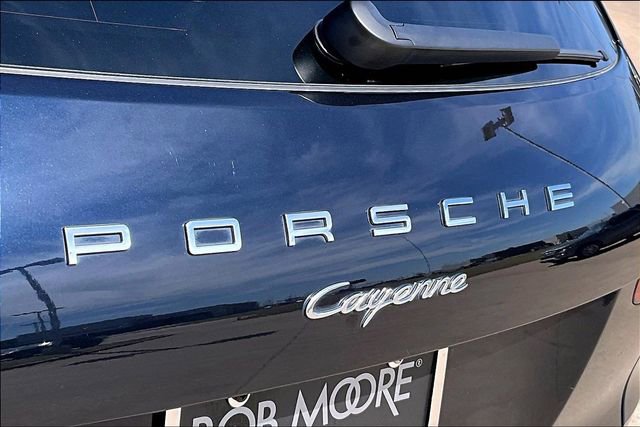 Used 2016 Porsche Cayenne image 33