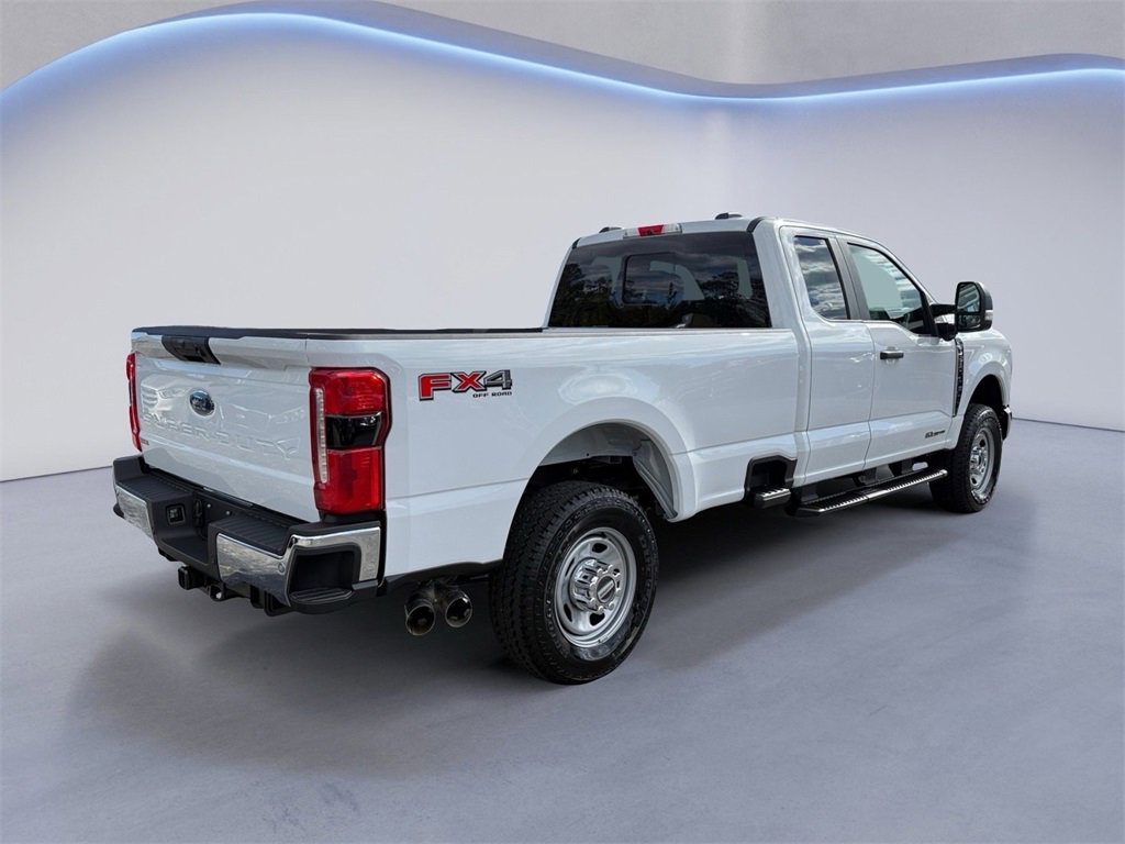New 2026 Ford F350 XL image 3