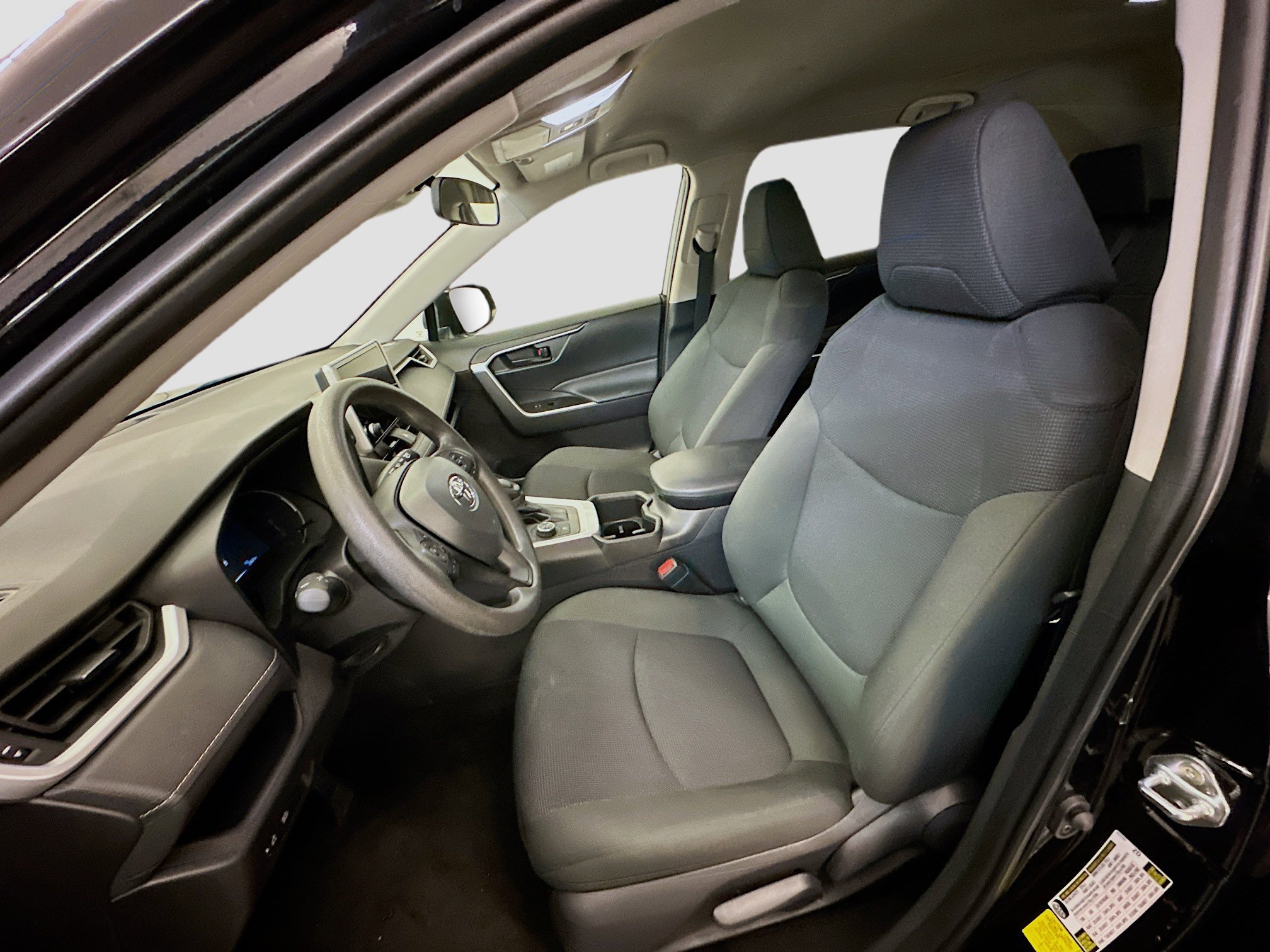 Used 2025 Toyota RAV4 LE image 13