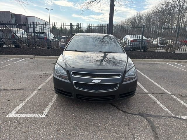 Used 2011 Chevrolet Malibu LS image 2